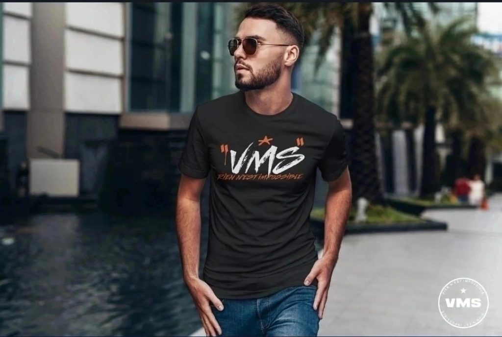 Logo de la marque streetwear VMS RIEN N’EST IMPOSSIBLE